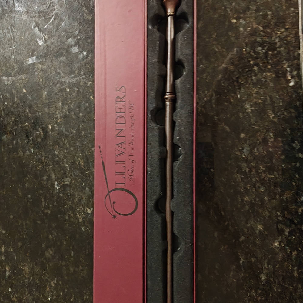 Brown Wand with Box
